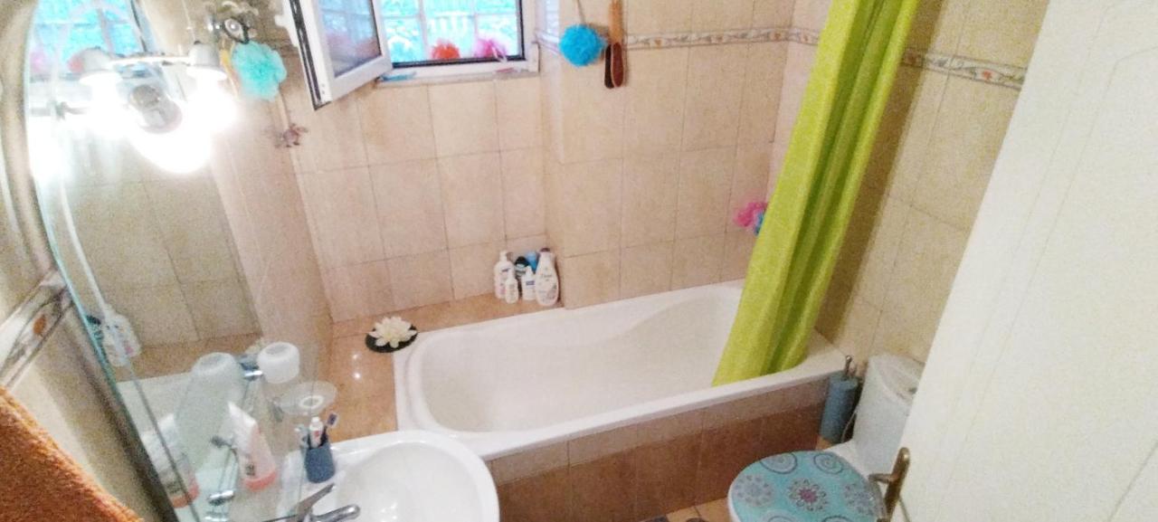 Holiday & Business Furnished Apartments มิทิคาส ภายนอก รูปภาพ